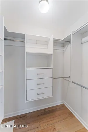 $2,595 | 8930 Wesley Place, Knoxville, TN 37922