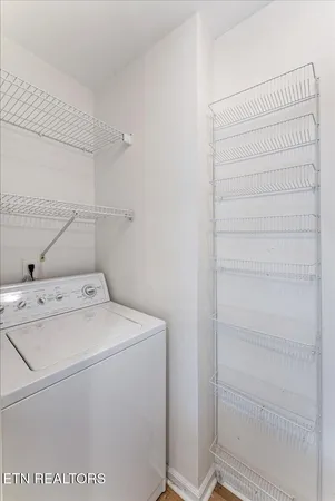 $2,595 | 8930 Wesley Place, Knoxville, TN 37922