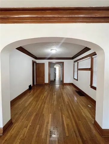 $220,000 | 842 Barnett Avenue, Kansas City, KS 66101