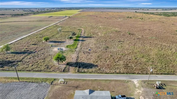 $154,800 | 16 Hiller Road, Inez, TX 77968