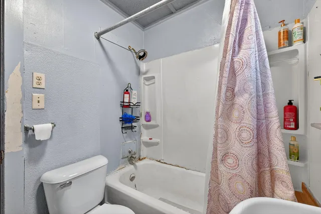 $165,000 | 1930 South 13th Street, Milwaukee, WI 53204