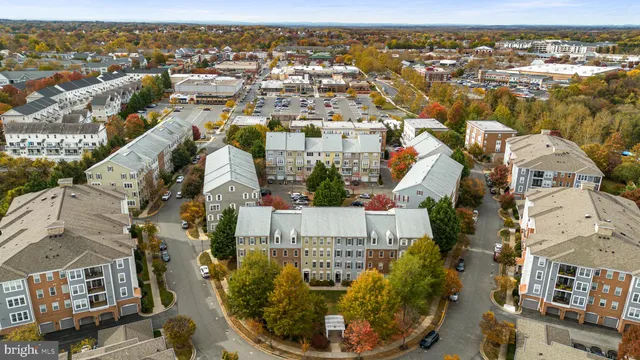 $523,000 | 139 Chevy Chase Street, Unit 139, Gaithersburg, MD 20878