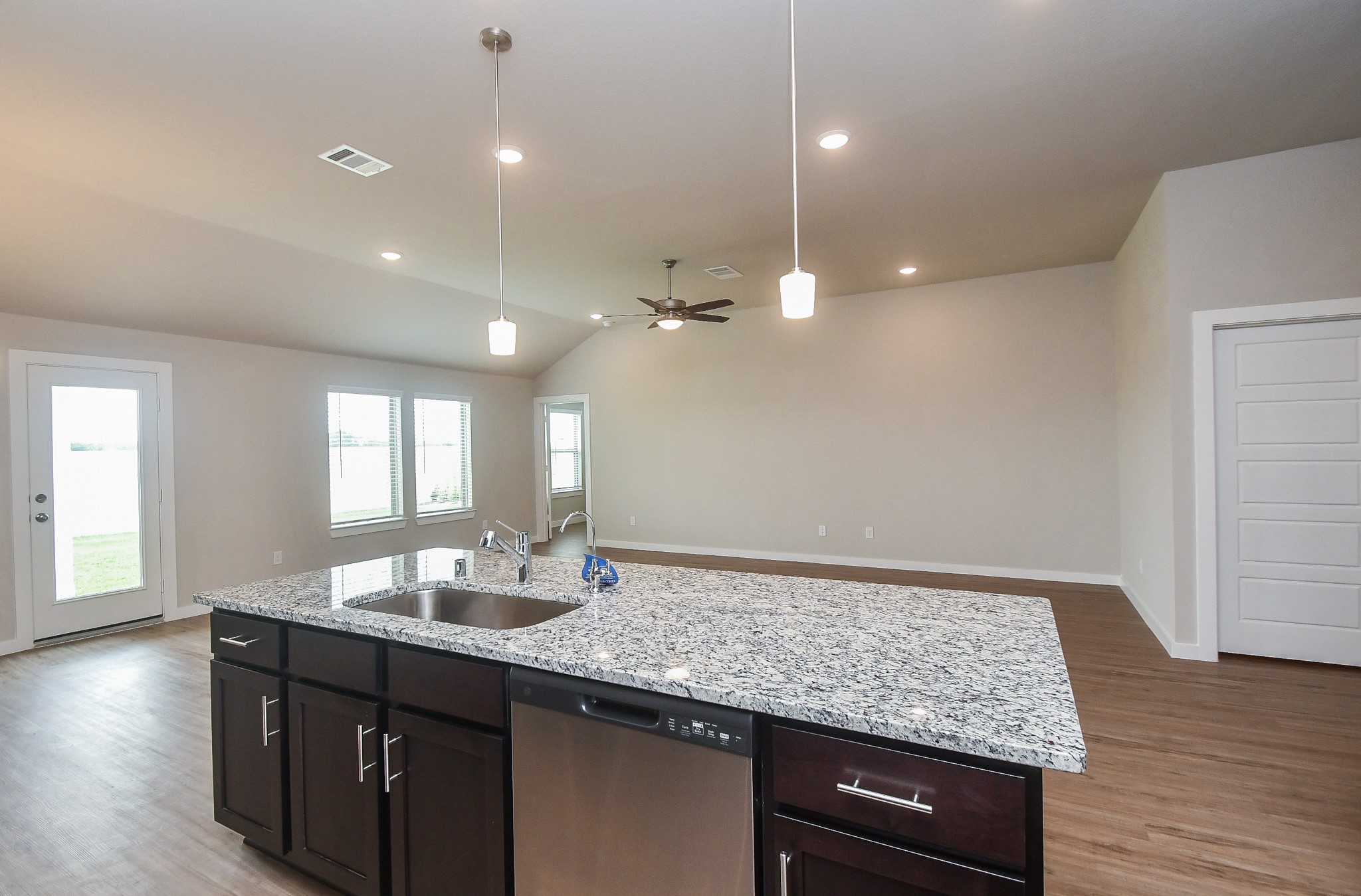 2007 Live Springs Way Rosenberg, TX 77471 - Photo 12 of 25