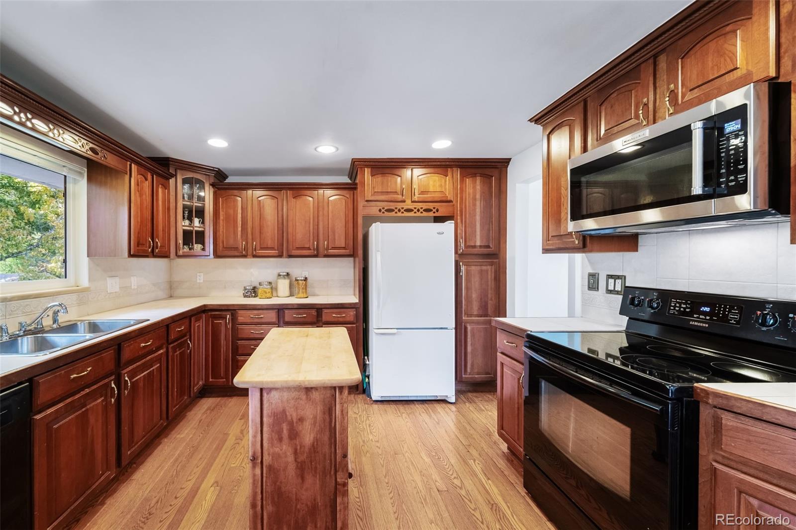 3423 Simms Street Wheat Ridge, CO 80033 - Photo 14 of 49 Gallery Image 14