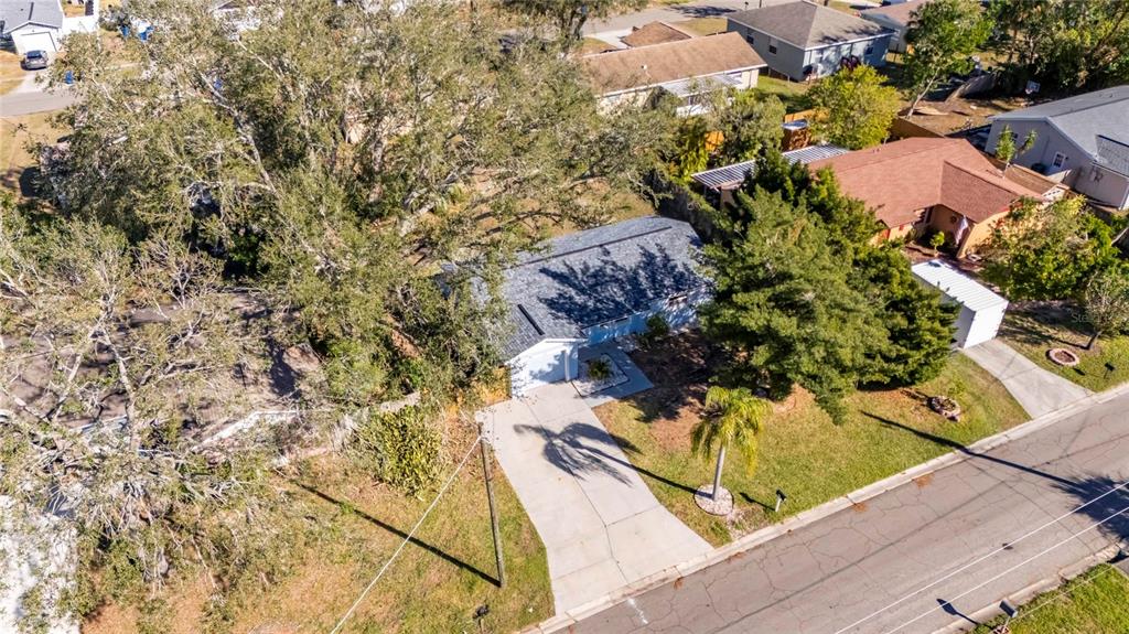 527 Fox Run Trail Apollo Beach, FL 33572 - Photo 52 of 73 a view of a yard