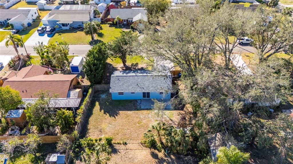 527 Fox Run Trail Apollo Beach, FL 33572 - Photo 69 of 73 an aerial view of residential houses with outdoor space