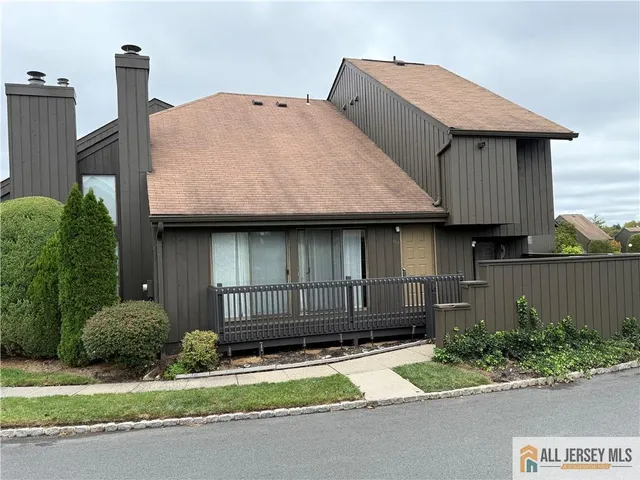 a house view with a outdoor space