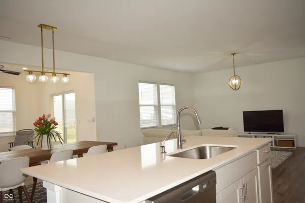 $2,875 | 19341 Beruna Way, Westfield, IN 46074