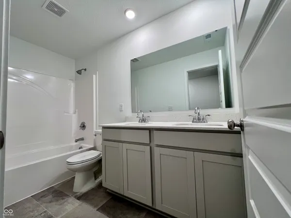 $2,875 | 19341 Beruna Way, Westfield, IN 46074