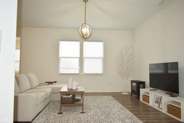 $2,875 | 19341 Beruna Way, Westfield, IN 46074