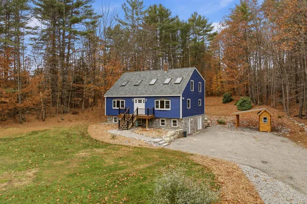 $610,000 | 532 Frank C Gilman Highway, Alton, NH 03809