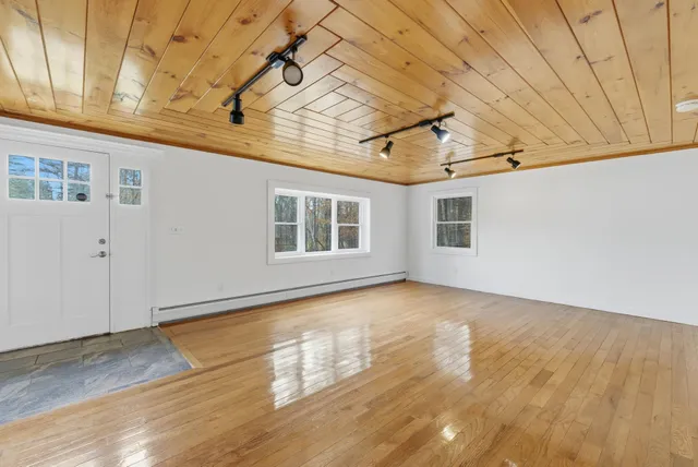 $645,000 | 532 Frank C Gilman Highway, Alton, NH 03809