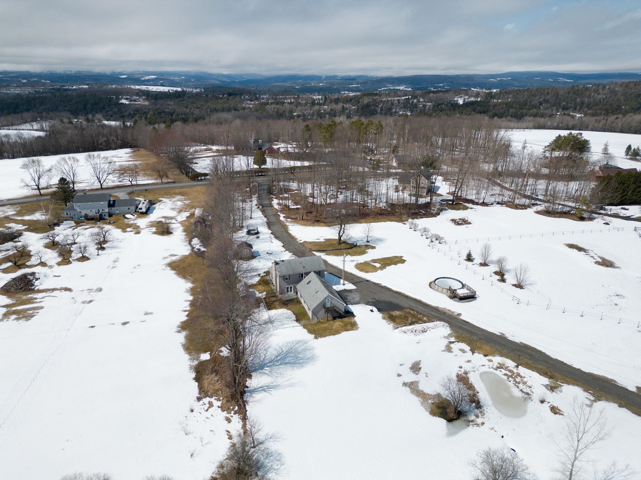 527 Cummings Road Barre Town, VT 05641 - Photo 37 of 39