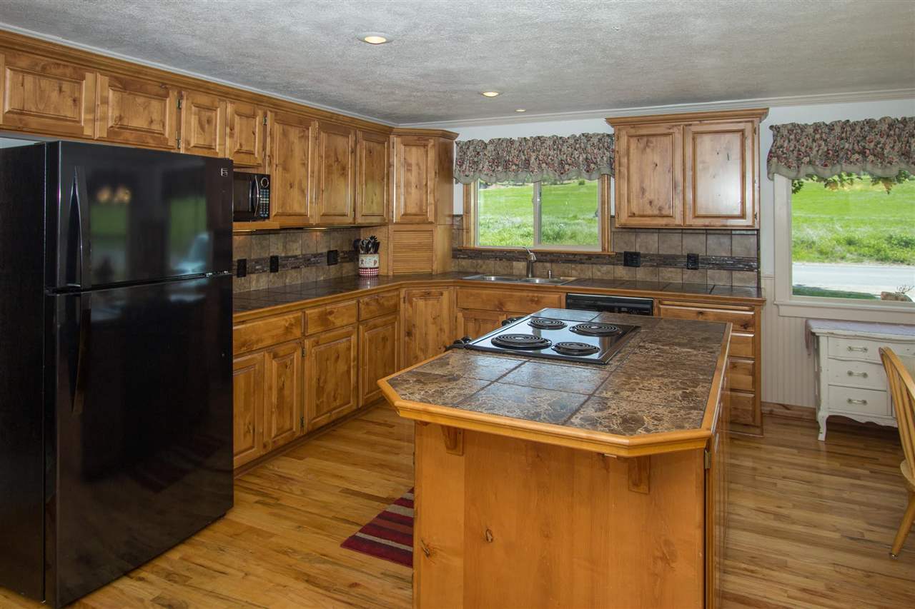 21111 North Hazard Road Spokane, WA 99208 - Photo 2 of 20