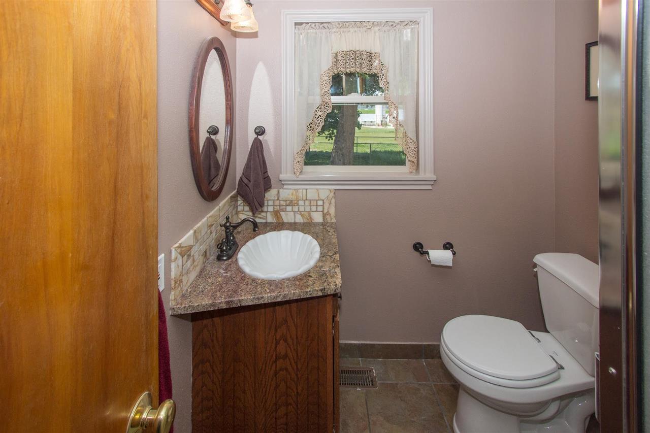 21111 North Hazard Road Spokane, WA 99208 - Photo 12 of 20