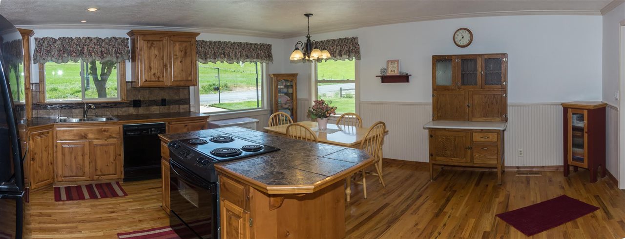 21111 North Hazard Road Spokane, WA 99208 - Photo 6 of 20