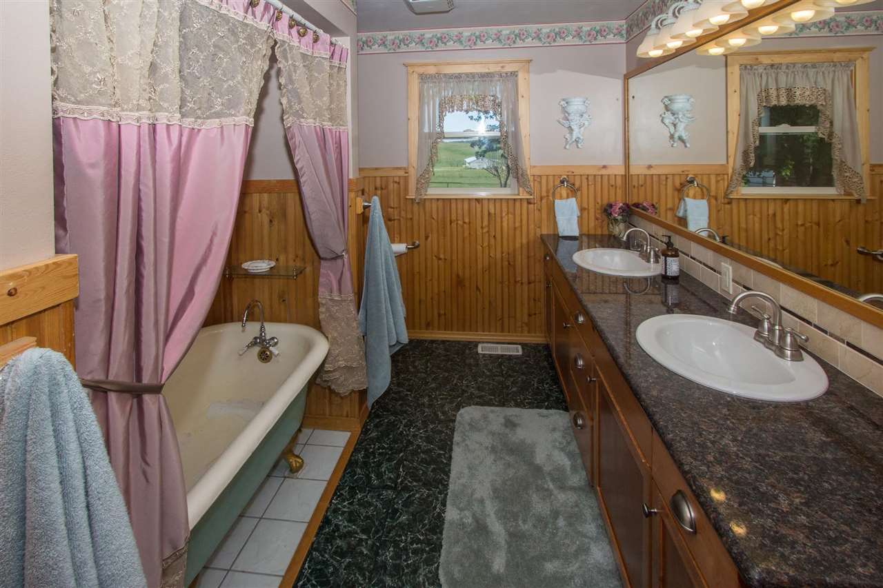 21111 North Hazard Road Spokane, WA 99208 - Photo 10 of 20