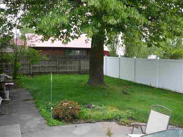218 North Locust Road Spokane, WA 99206 - Photo 2 of 2
