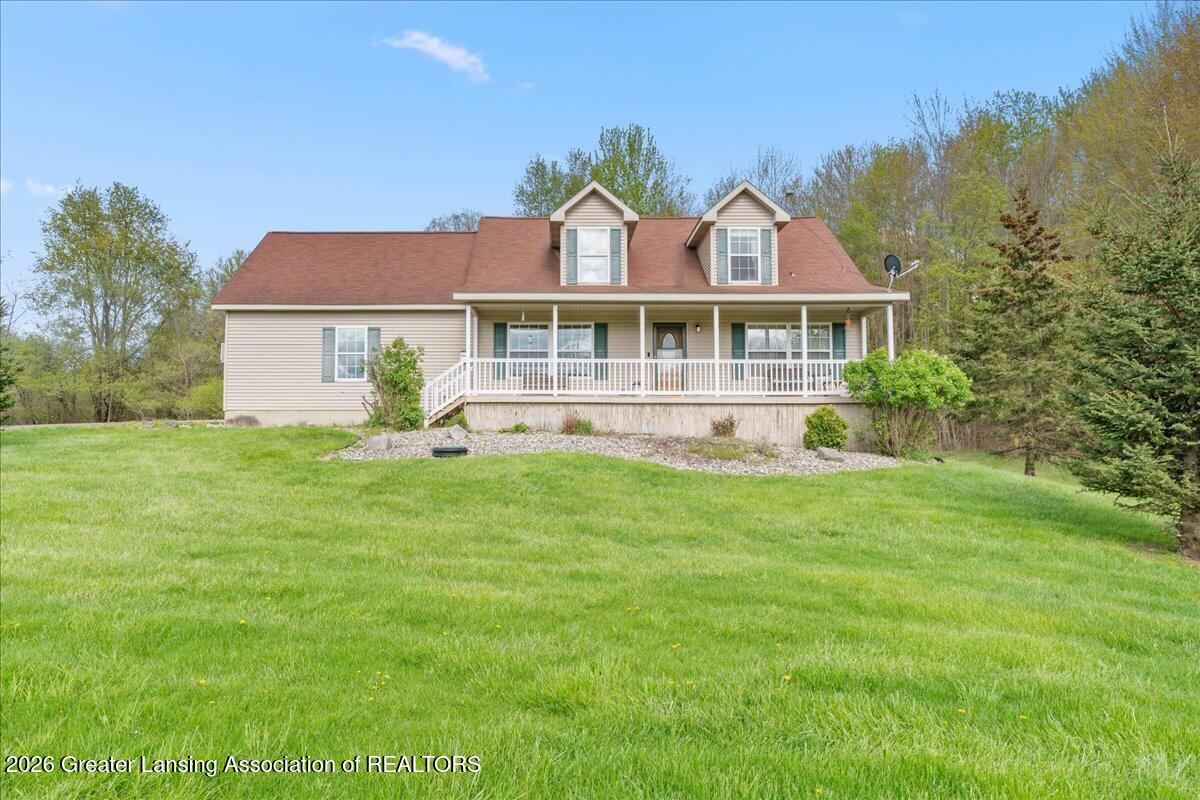 5049 South St Clair Road St. Johns, MI 48879 - Photo 3 of 48 02-Media Jett-47