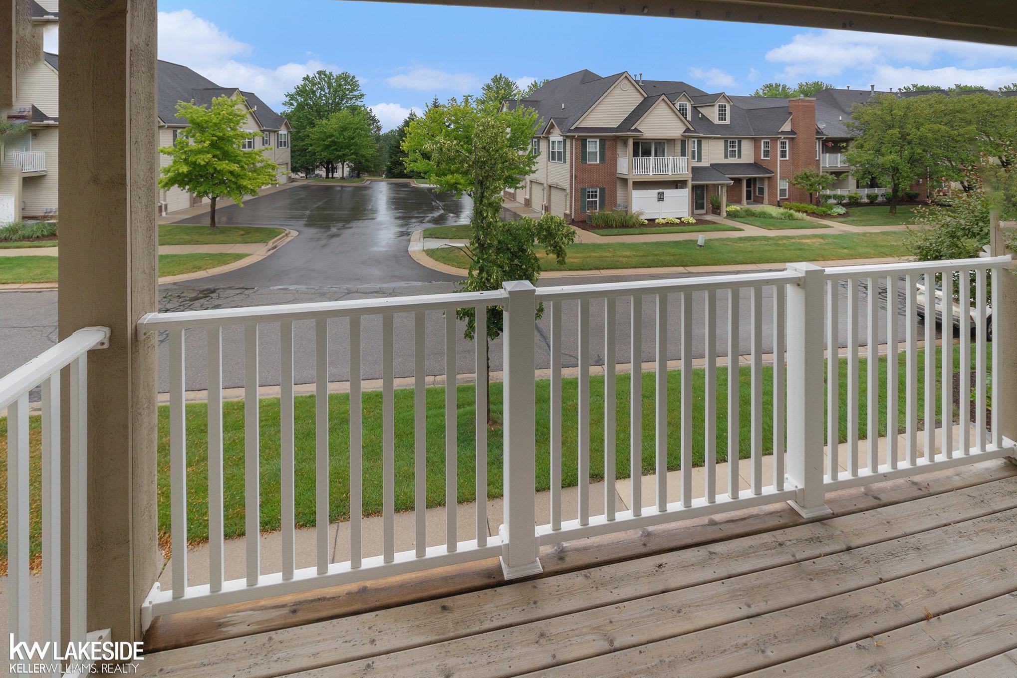 4110 Hampton Ridge Boulevard Howell, MI 48843 - Photo 15 of 20 50181290-c516dcc6-256f-4edb-9499-535b49ab4dcf.JPG