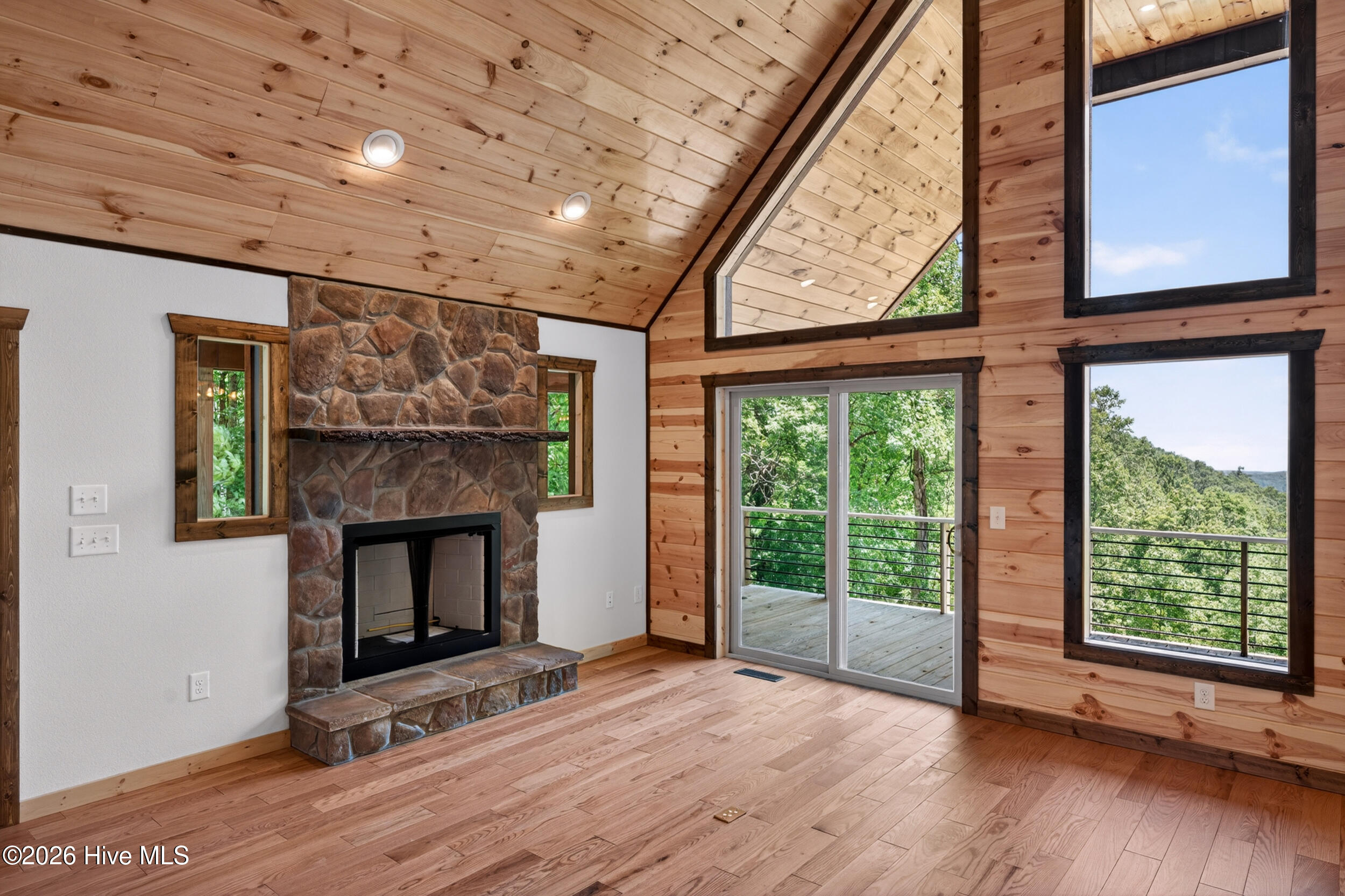 1386 Outlook Road Murphy, NC 28906 - Photo 11 of 40 Gallery Image 11