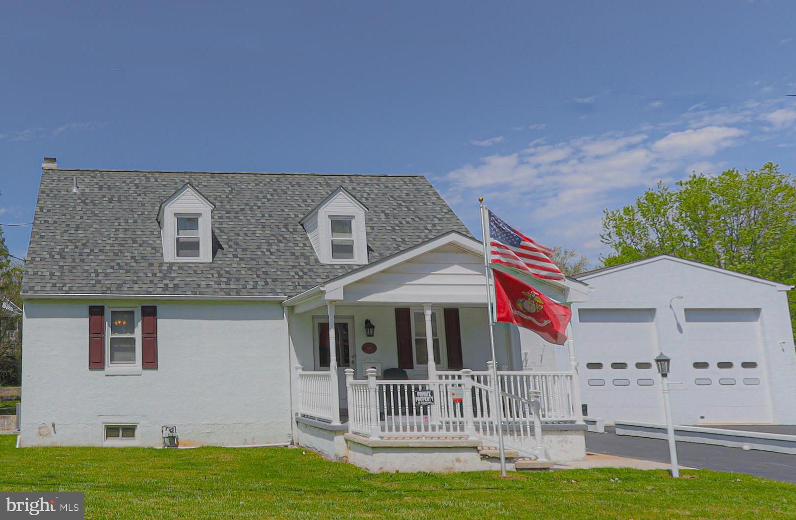 Beautiful House and Garage (103 Valley)