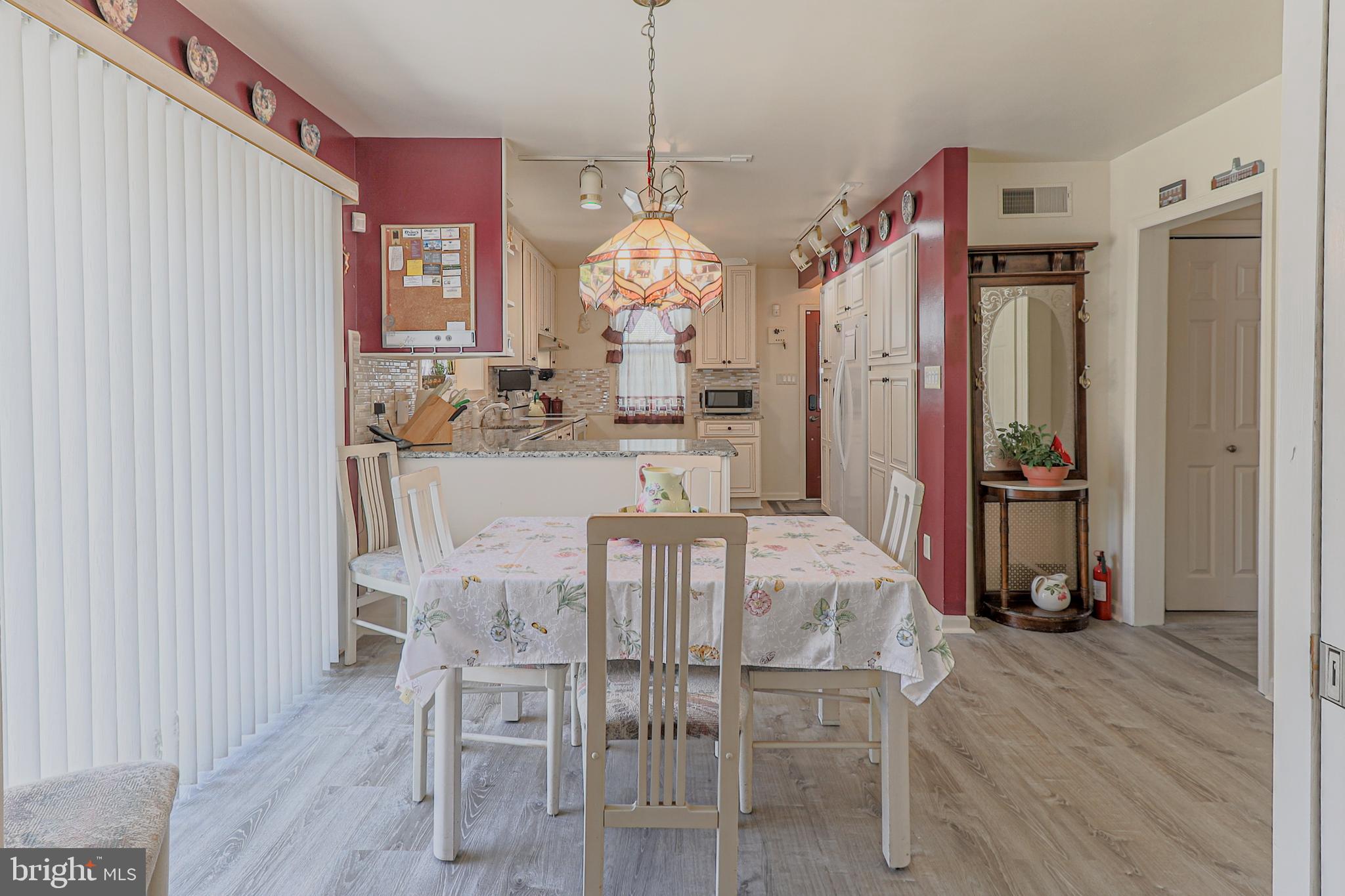 103 Valley Road Wilmington, DE 19804 - Photo 13 of 47 Dining Area