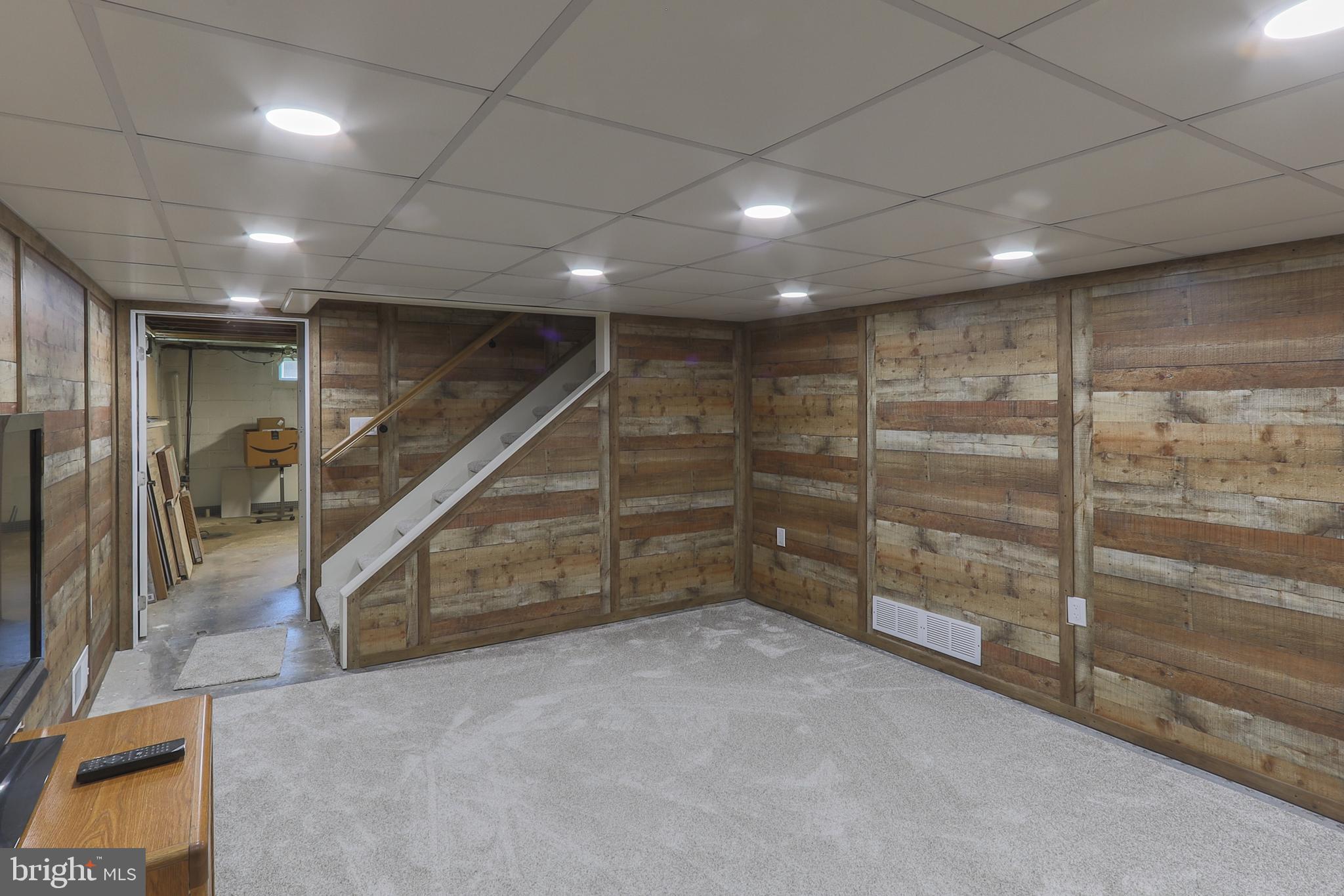 103 Valley Road Wilmington, DE 19804 - Photo 30 of 47 Finished Family Room