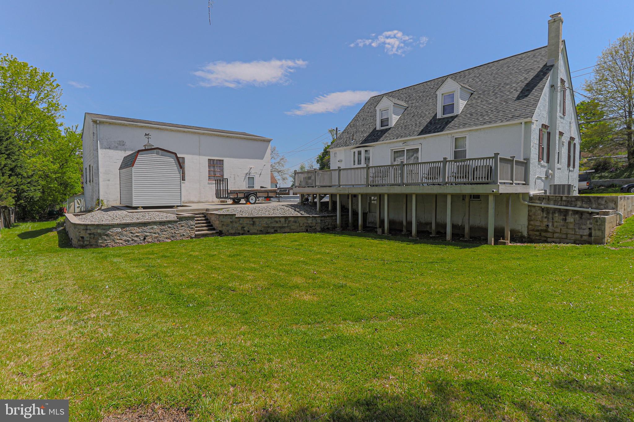 103 Valley Road Wilmington, DE 19804 - Photo 40 of 47 Back of Home with Shed and Garage in View