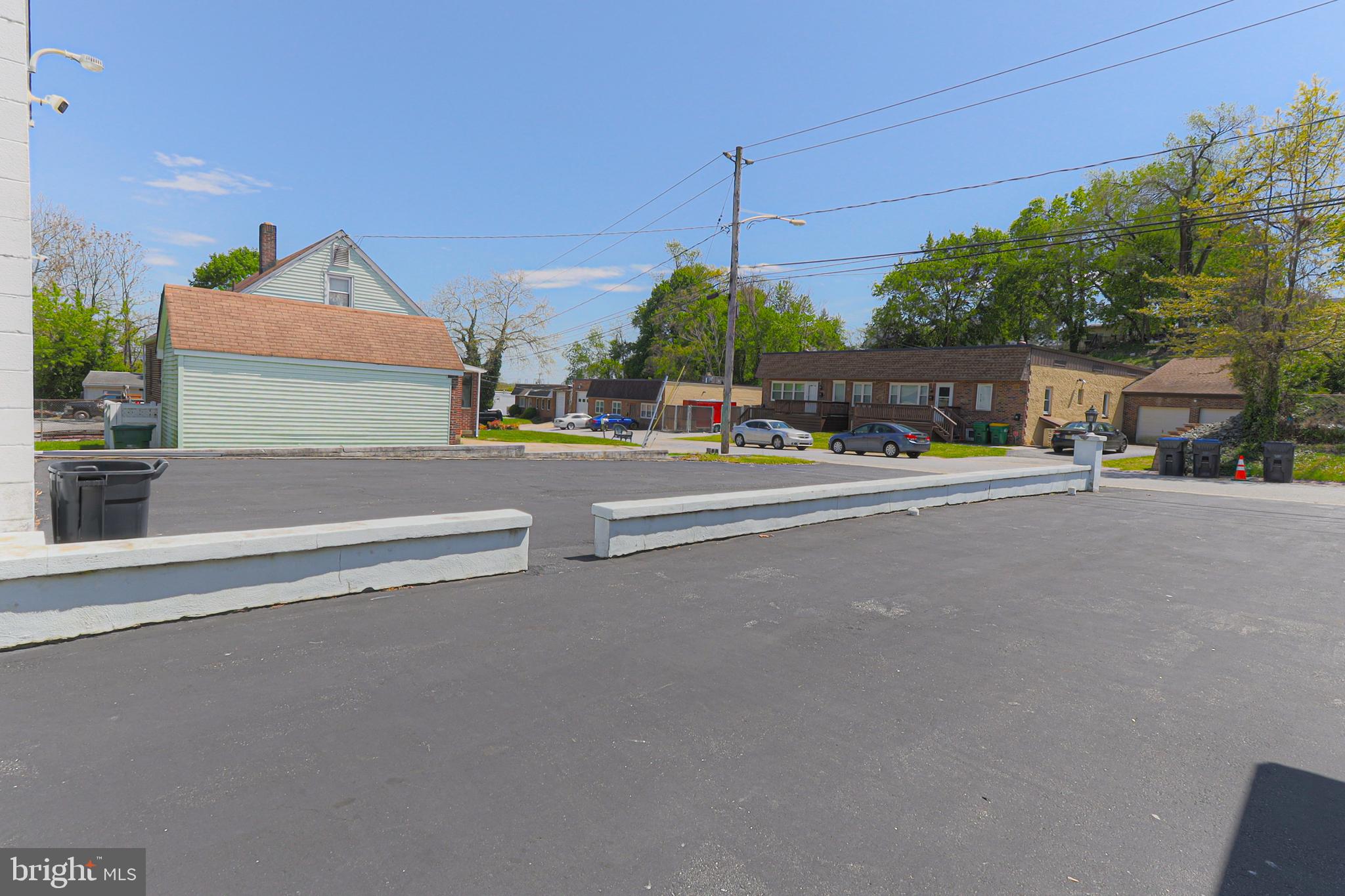 103 Valley Road Wilmington, DE 19804 - Photo 46 of 47 Ample Parking in Driveways