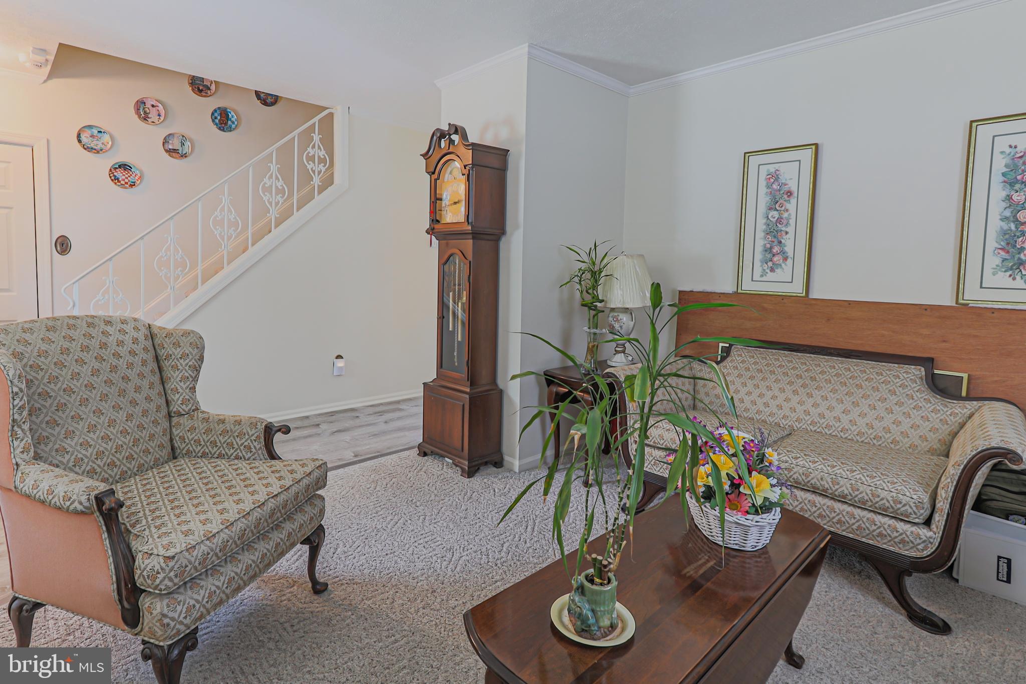103 Valley Road Wilmington, DE 19804 - Photo 6 of 47 Formal Living Room