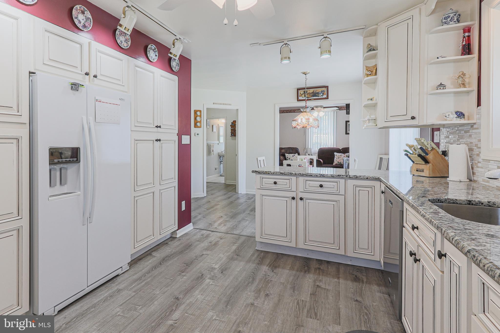 103 Valley Road Wilmington, DE 19804 - Photo 10 of 47 Updated Kitchen