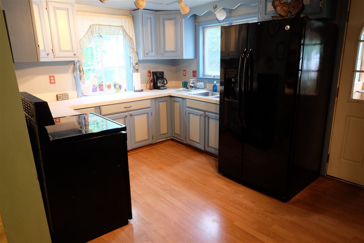 8 High Street Derry, NH 03038 - Photo 11 of 22 Gallery Image 11