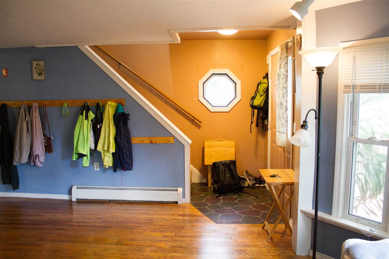 8 High Street Derry, NH 03038 - Photo 6 of 22 Gallery Image 6