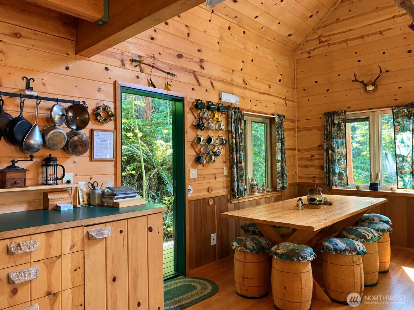 661 Old Barn Road Randle, WA 98377 - Photo 8 of 22 Gallery Image 8