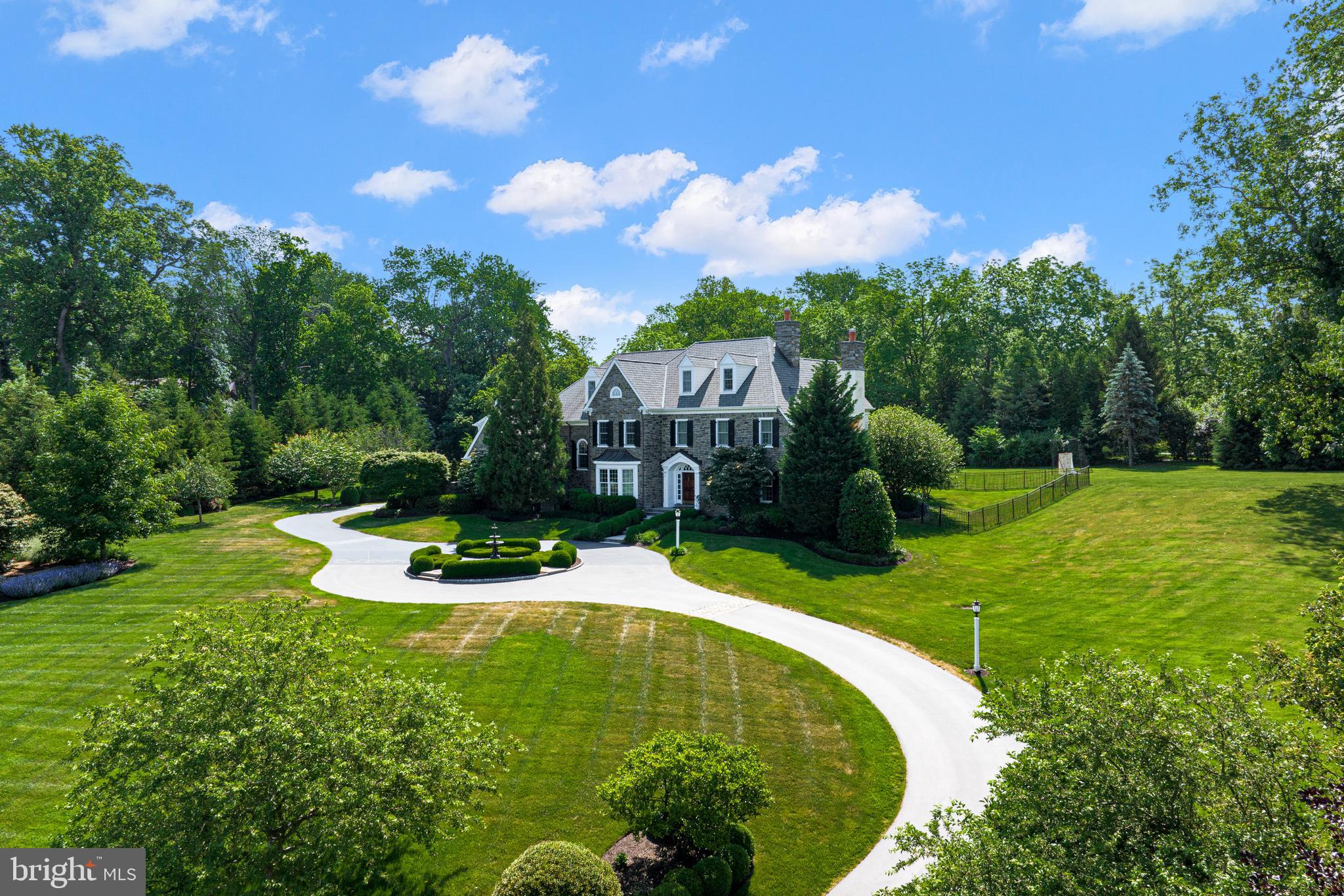 318 Winfield Road Devon, PA 19333 - Photo 17 of 97