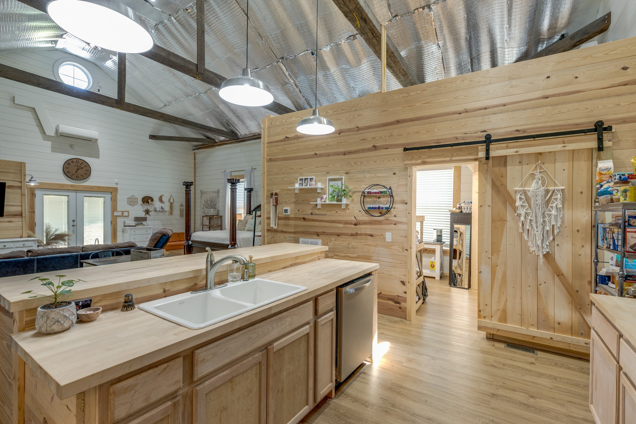 1663 Haley Road Duck River, TN 38454 - Photo 14 of 34 Gallery Image 14