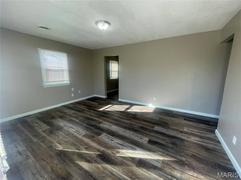 4507 Ashby Road St. Ann, MO 63074 - Photo 5 of 14