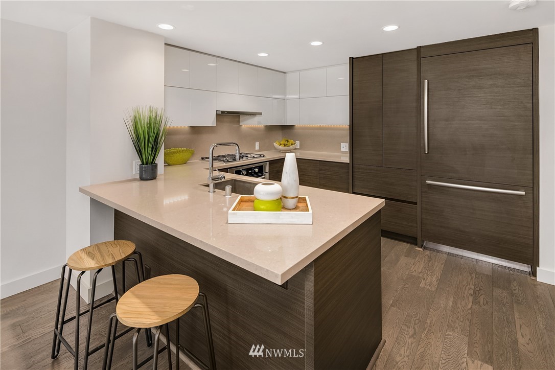 588 Bell Street, Unit 214S Seattle, WA 98121 - Photo 5 of 23