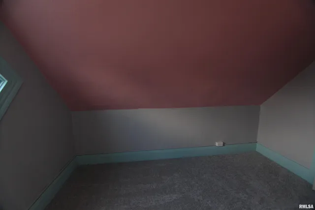 $114,900 | 1529 42nd Street, Rock Island, IL 61201