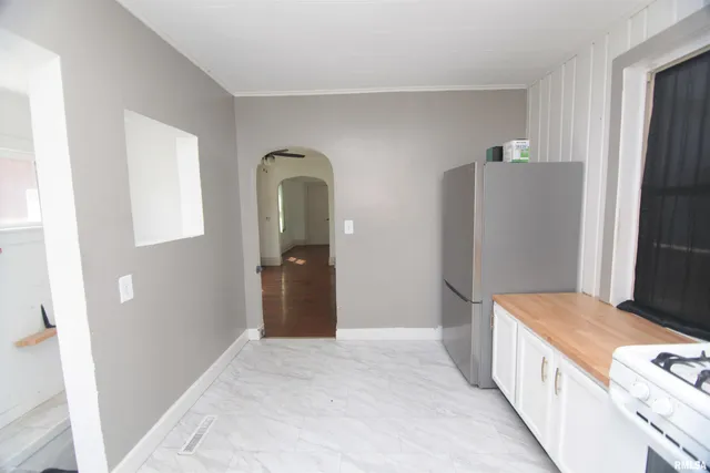 $114,900 | 1529 42nd Street, Rock Island, IL 61201