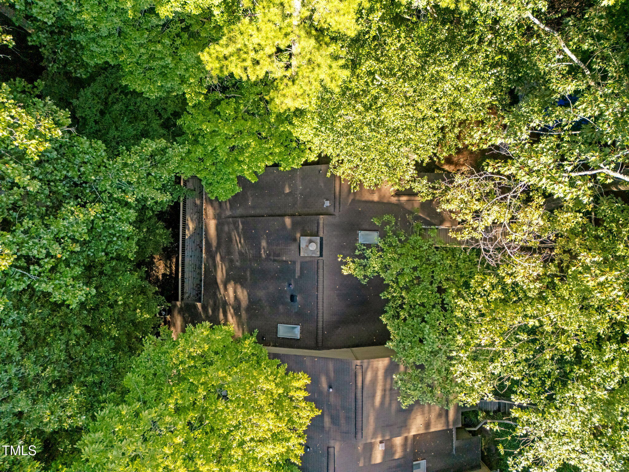 73 Stoneridge Road Durham, NC 27705 - Photo 9 of 44 9-web-or-mls-DJI_20250902174304_0023_D