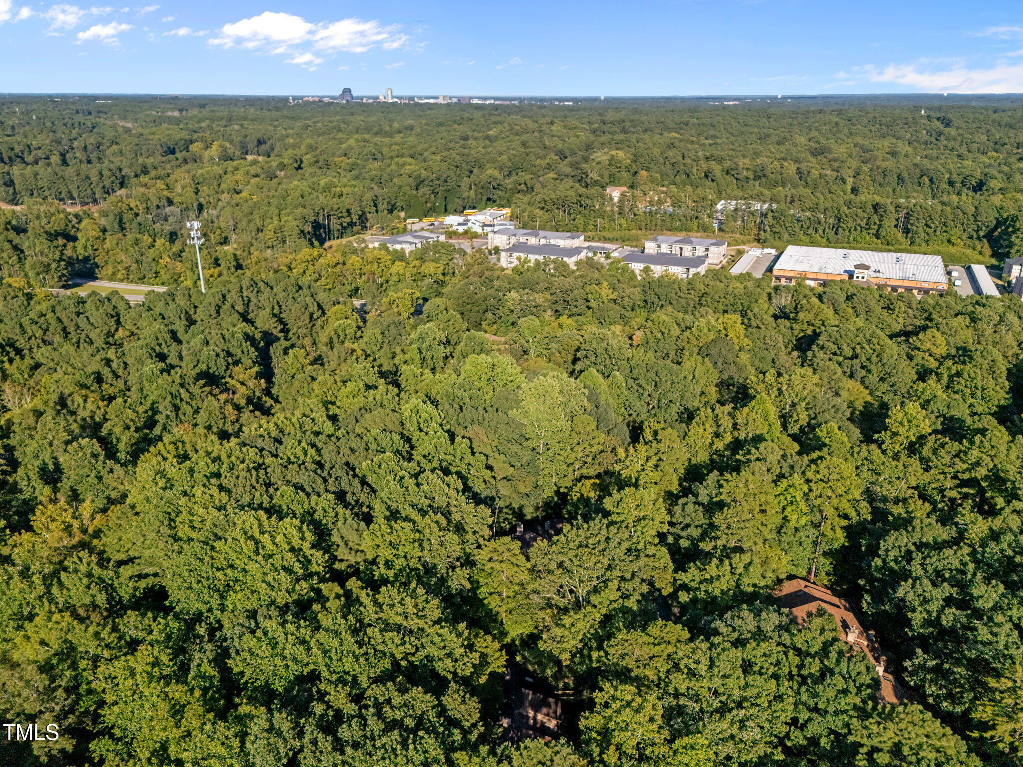 73 Stoneridge Road Durham, NC 27705 - Photo 13 of 44 11-web-or-mls-DJI_20250902174423_0025_D