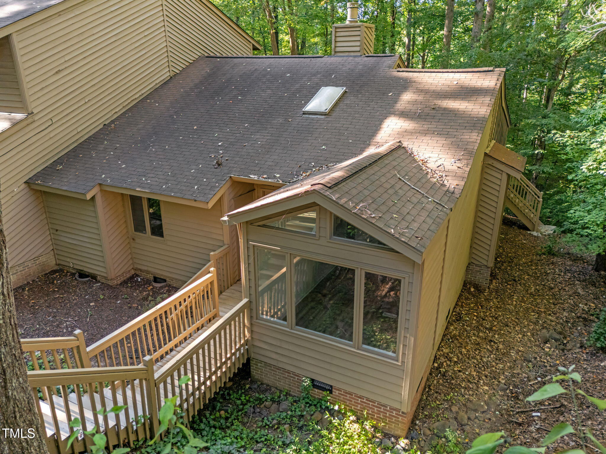 73 Stoneridge Road Durham, NC 27705 - Photo 3 of 44 6-web-or-mls-DJI_20250902174023_0019_D