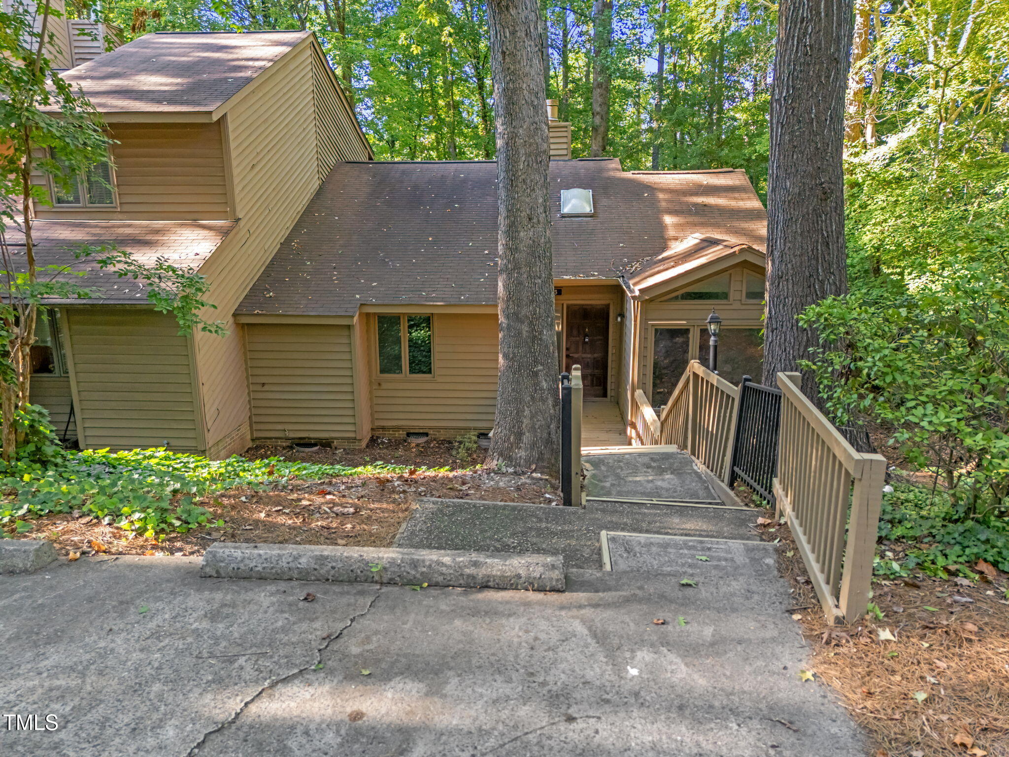 73 Stoneridge Road Durham, NC 27705 - Photo 7 of 44 1-web-or-mls-DJI_20250902173933_0017_D