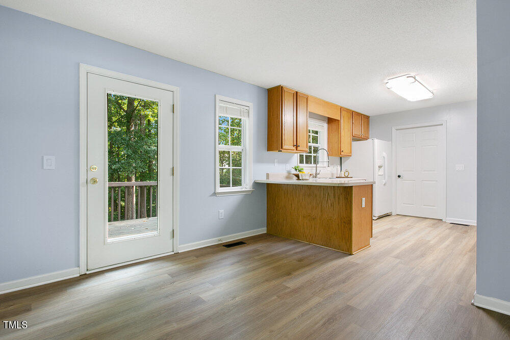 6205 Silver Spring Court Willow Spring, NC 27592 - Photo 11 of 32 Kitchen