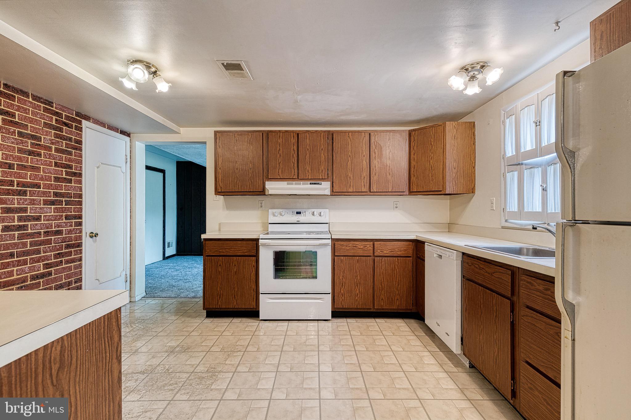 7910 Coventry Road Severn, MD 21144 - Photo 21 of 34 Gallery Image 21