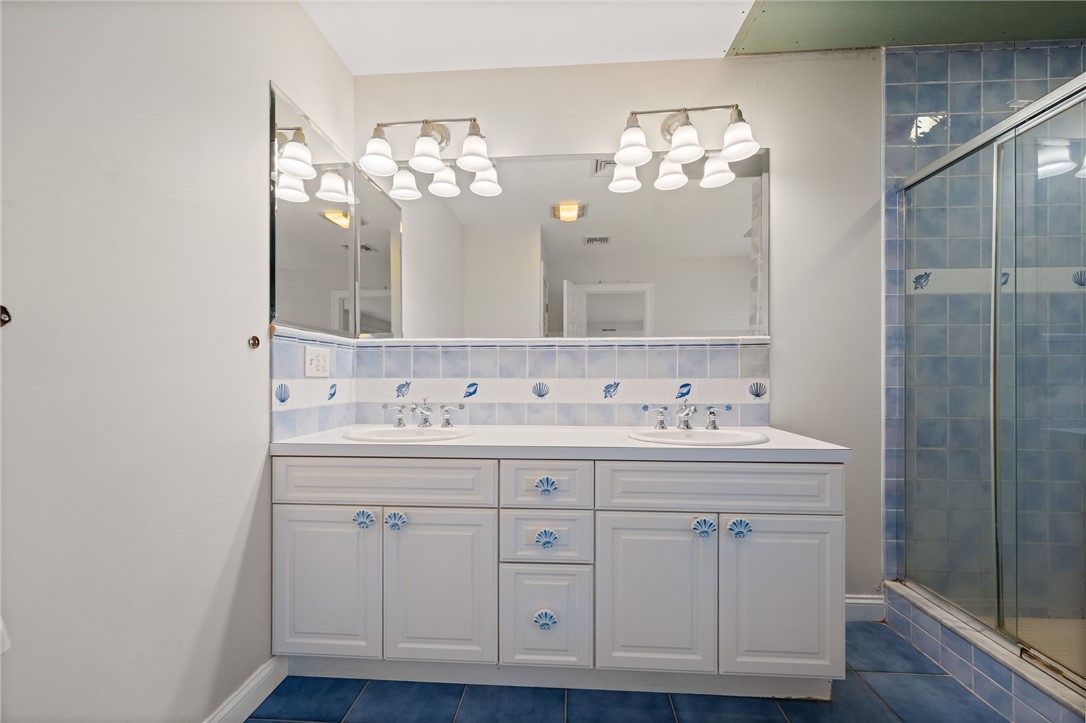 153 Sakonnet Ridge Drive Tiverton, RI 02878 - Photo 40 of 50 Gallery Image 40