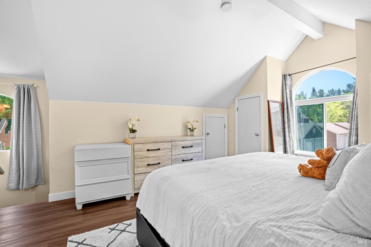 2706 Lakeview Drive Santa Rosa, CA 95405 - Photo 20 of 26