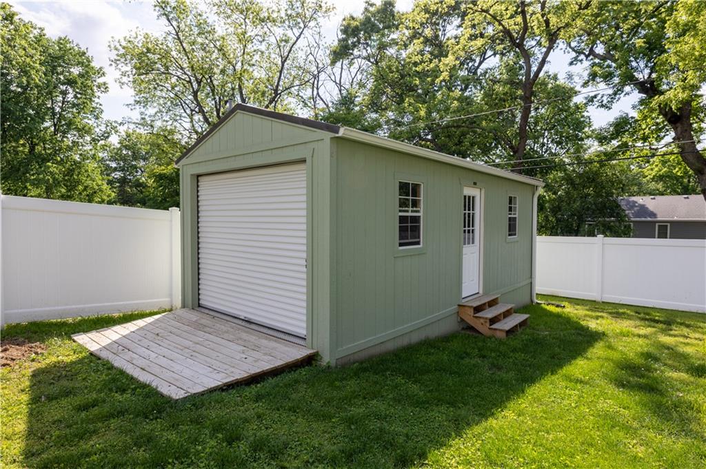 8 Belmont Road St. Joseph, MO 64505 - Photo 14 of 70